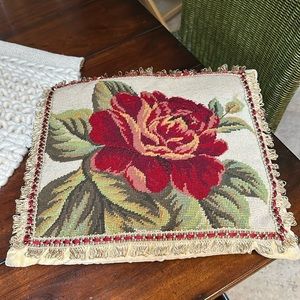 Vintage needlepoint throw pillow crushed velvet zip 17x15 roses red beige green